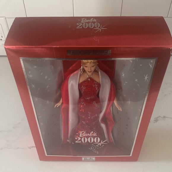 Holiday Barbie Doll 2000 Collector Edition - Picture 6 of 7